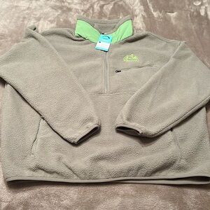 New mens XXL MARMOT MOUNTAIN WORKS 1/4 zip heavyweight fleece pullover.